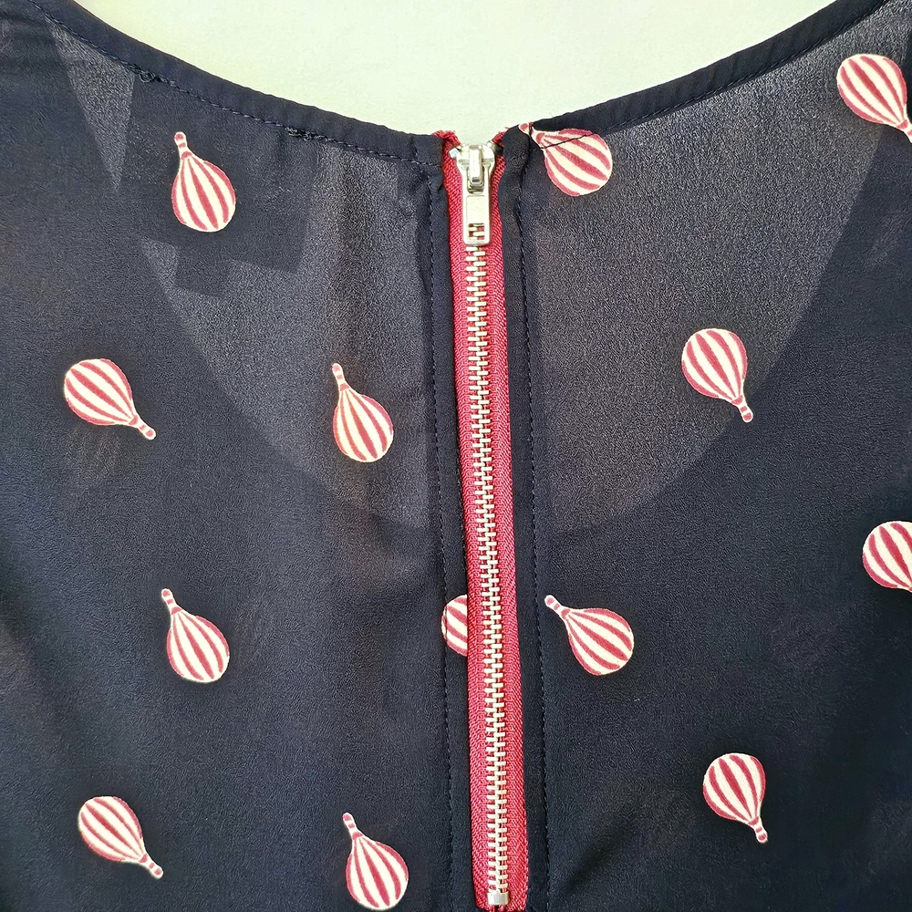 W5 Navy Hot Air Balloon Print Sleeveless Blouse Flowy High Low Hem Medium - Picture 10 of 11
